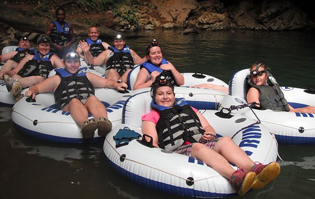 https://www.discoverbelize.bz/wp-content/uploads/2019/07/8_5_Cavetubing_44-640x405.jpg